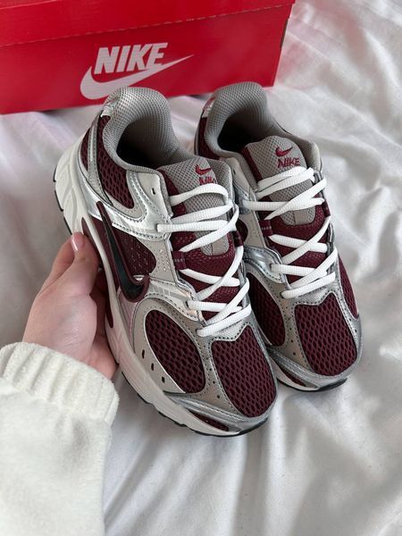Кроссовки Nike V5 RNR Burgundy Crush / Wine Red Q345 фото