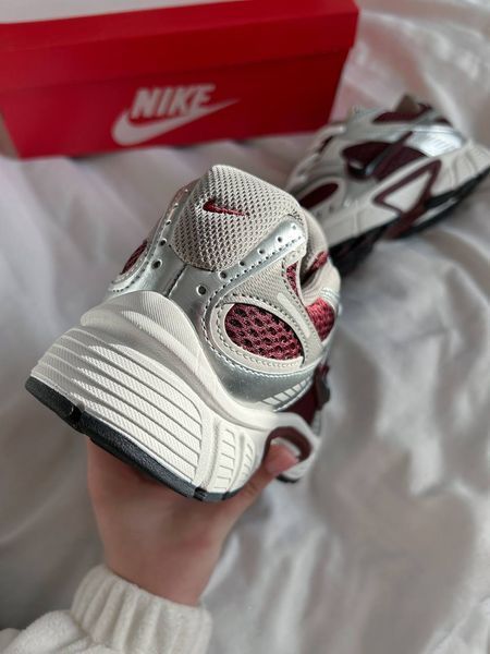 Кроссовки Nike V5 RNR Burgundy Crush / Wine Red Q345 фото