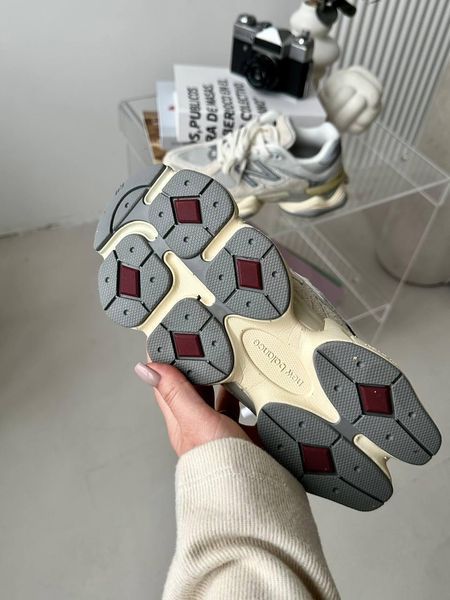 Кросівки New Balance 9060 Lunar New Year Grey | Замшеві кросівки S1414 фото