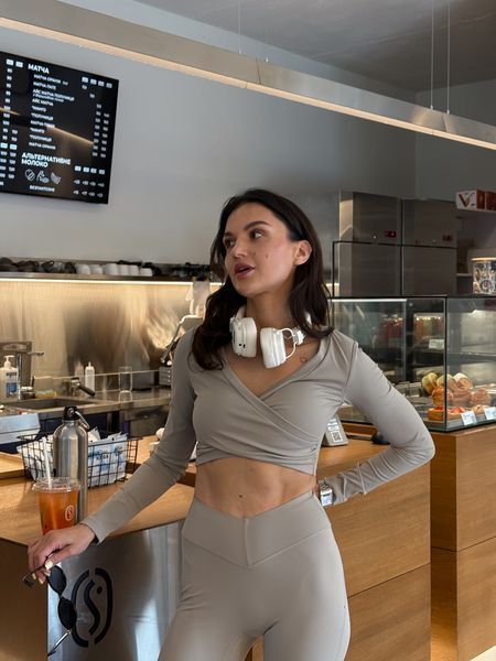 Комплект &laquo;Fit&Beauty&raquo; рашгард і лосини кльош для фітнесу, аеробіки та щоденного носіння Fit&Beauty фото