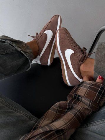 Жіночі кросівки Nike CORTEZ VINTAGE SUEDE BROWN | Замшеві кросівки 2903 фото