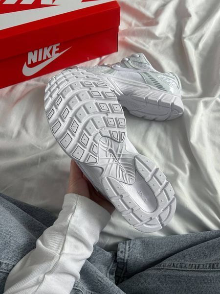 Кроссовки Nike V5 RNR White Metallic Silver HQ7901-101 Q351 фото