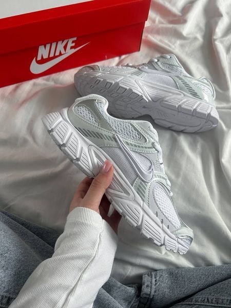Кроссовки Nike V5 RNR White Metallic Silver HQ7901-101 Q351 фото