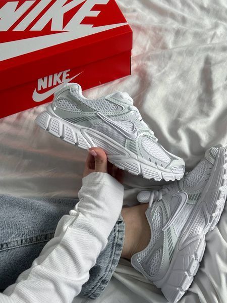 Кроссовки Nike V5 RNR White Metallic Silver HQ7901-101 Q351 фото