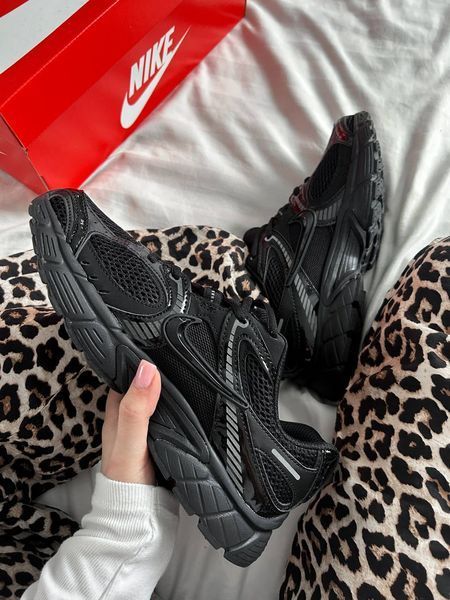 Кроссовки Nike V5 RNR Black Anthracite HQ7901-001 Q352 фото