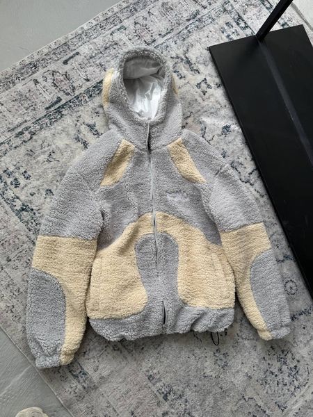 Бомбер из баранчика с вышивкой yoda1 фото
