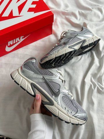 Кросівки Nike V5 RNR Cement Grey Grey Fog Light Orewood Brown Q353 фото