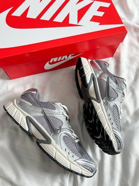 Кросівки Nike V5 RNR Cement Grey Grey Fog Light Orewood Brown Q353 фото
