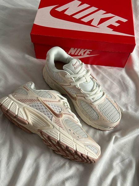 Кросівки Nike V5 RNR Soft Pearl IH5088-001 Q362 фото