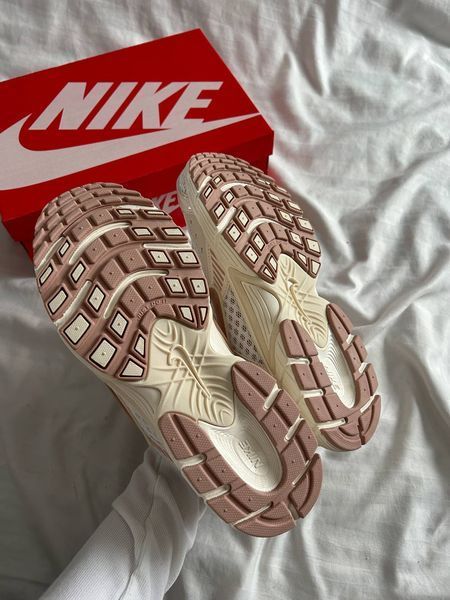 Кросівки Nike V5 RNR Soft Pearl IH5088-001 Q362 фото
