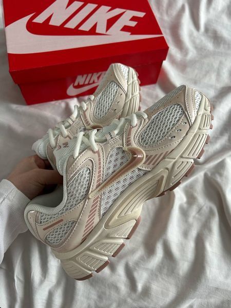 Кросівки Nike V5 RNR Soft Pearl IH5088-001 Q362 фото